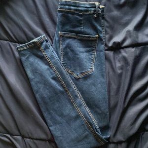 High waisted skinny jeans